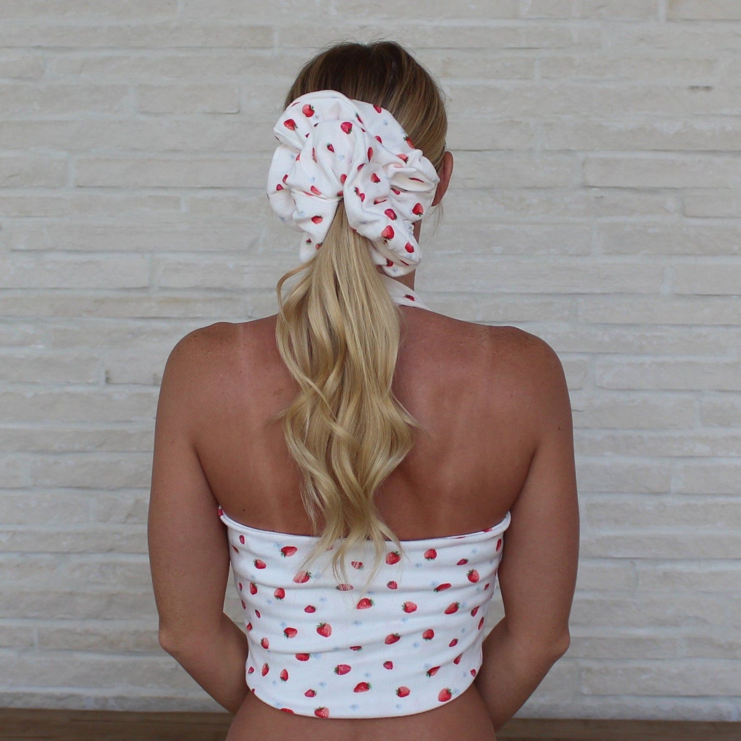 The Picnic Top (White Strawberry)